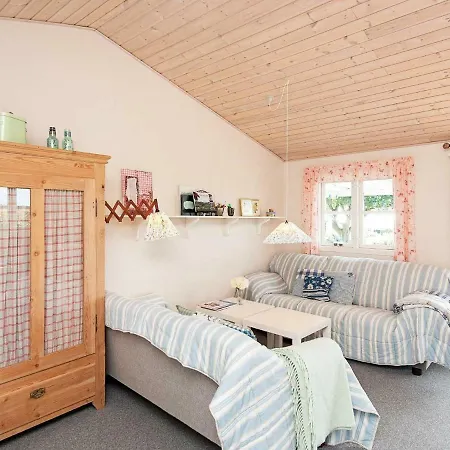 Dom wakacyjny Three-bedroom Holiday In Haderslev 20 *